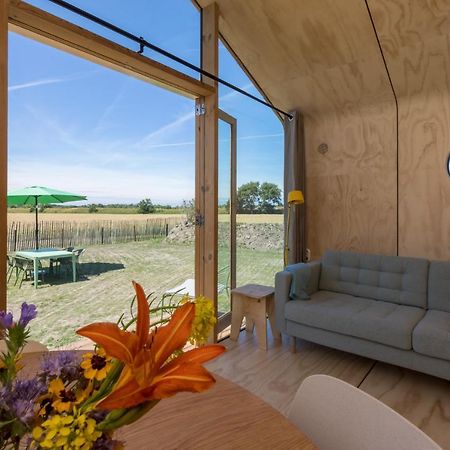Wikkelhouse, Kon. Emmaweg 6 Vrouwenpolder Appartement Buitenkant foto