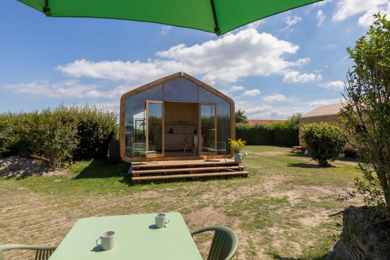 Wikkelhouse, Kon. Emmaweg 6 Vrouwenpolder Appartement Buitenkant foto